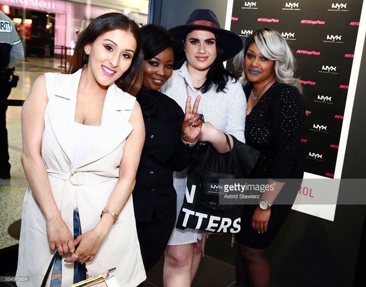 Generated by IJG JPEG Library